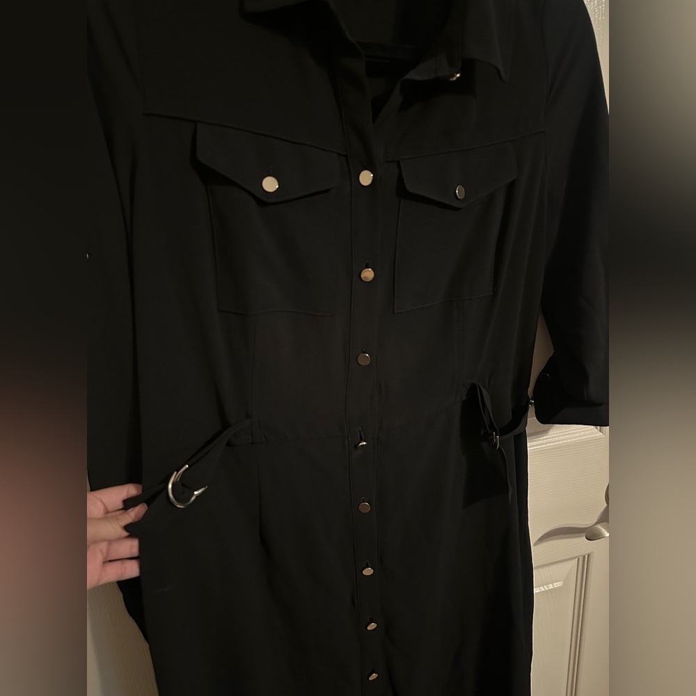 New York & Company Classic Button-Front Midi Shirt Dress w Buckle Waist, Black M - Picture 9 of 14